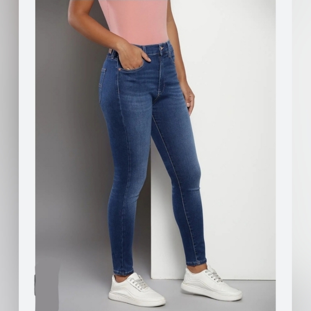Tommy Hilfiger Dark Wash Blue Denim Raleigh High Rise Skinny Jeans Size 2